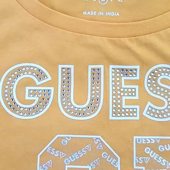NWT Guess yellow/white/silver t-shirt size M - Picture 3 of 4